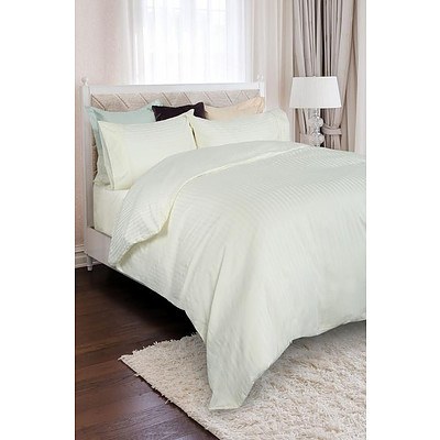 Royal Comfort 1200 Thread Count Double 100% Egyptian Cotton Ivory Quilt Cover - RRP $249 - Brand New