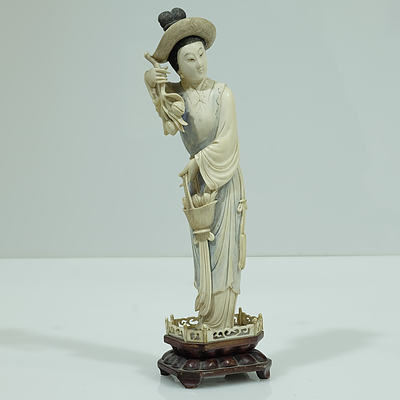 Chinese Stained Ivory Figure of a Courtesan 19th Century