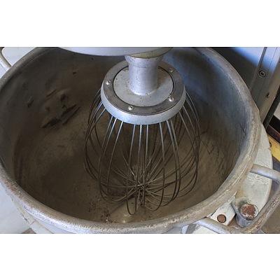 Hobart 30 Quart Commercial Dough Mixer