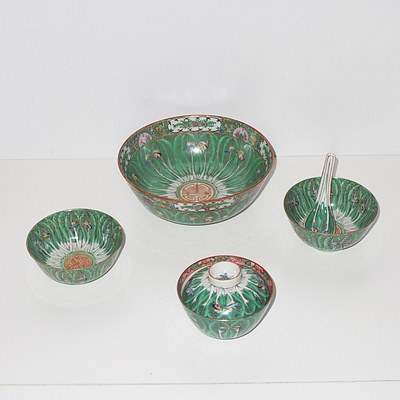 Chinese Export Ware Famille Verte Bowls Early 20th Century