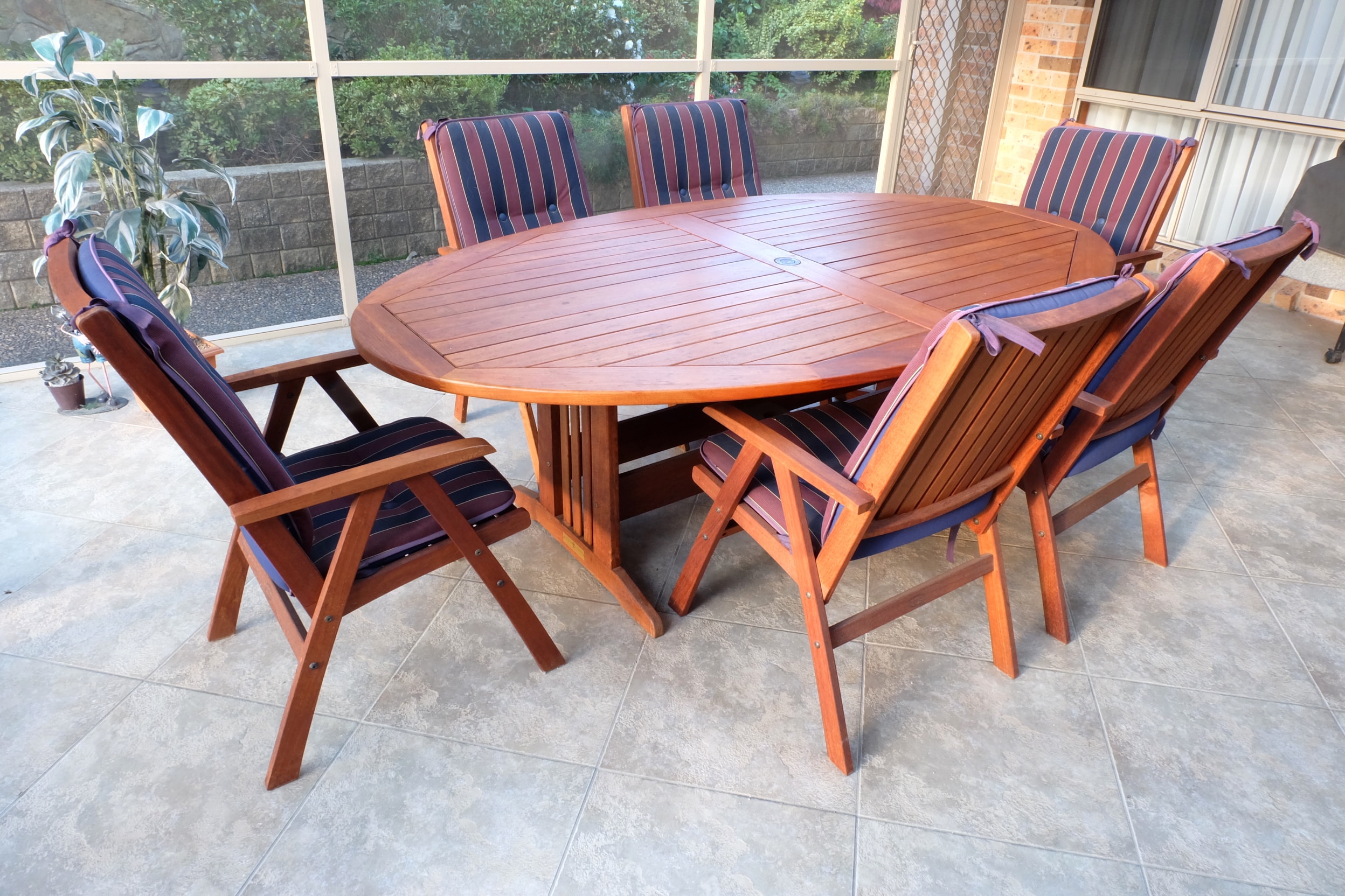 Jensen Solid Jarrah Outdoor Suite - Lot 850890 | ALLBIDS