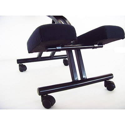 Ergonomic Kneeling Chair RRP $254.95 - Brand New