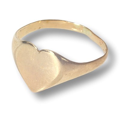 9K Yellow Gold Heart Shape Signet Ring