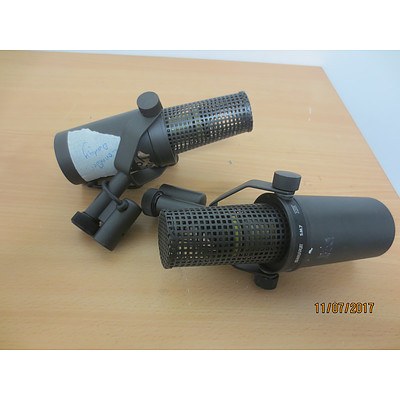 Shure Dynamic Vocal Microphone - Lot of 2