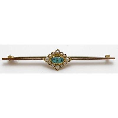 Antique 15ct Gold Green Stone & half pearl Brooch