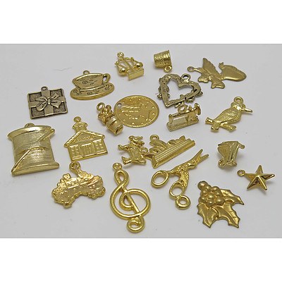 20 Gold-plated Charms