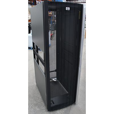 HP 36RU Server Rack