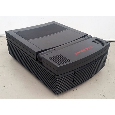 Proxima 2400 VGA CRT Projector