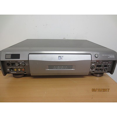 Panasonic Digital Video Cassette Recorder Model Ag-Dv2700