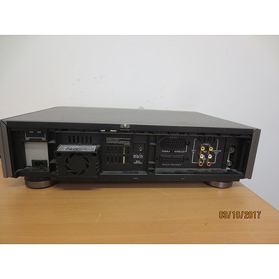Panasonic Digital Video Cassette Recorder Model Ag-Dv2700
