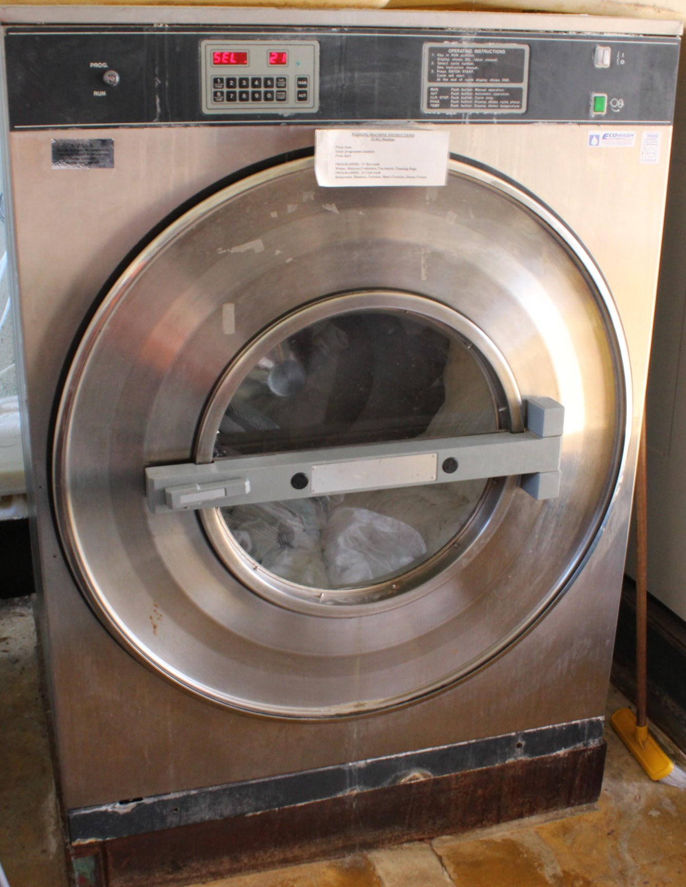 32kg-commercial-washing-machine-lot-869442-allbids