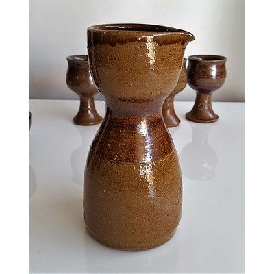 Large Collection of Bendigo Pottery and a bowl