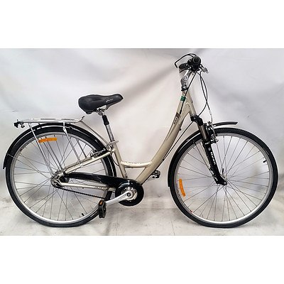 Avanti Metro 8C Ladies 8-Speed City Bike