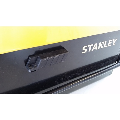 Stanley Yellow/Black Tool Box