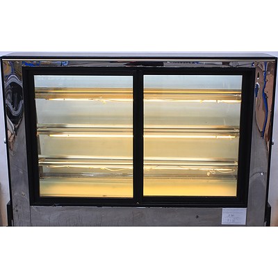 Curved Glass Refrigerated Display Unit