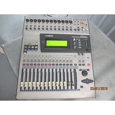 Yamaha 16-Channel Digital Mixing Console Model:01V