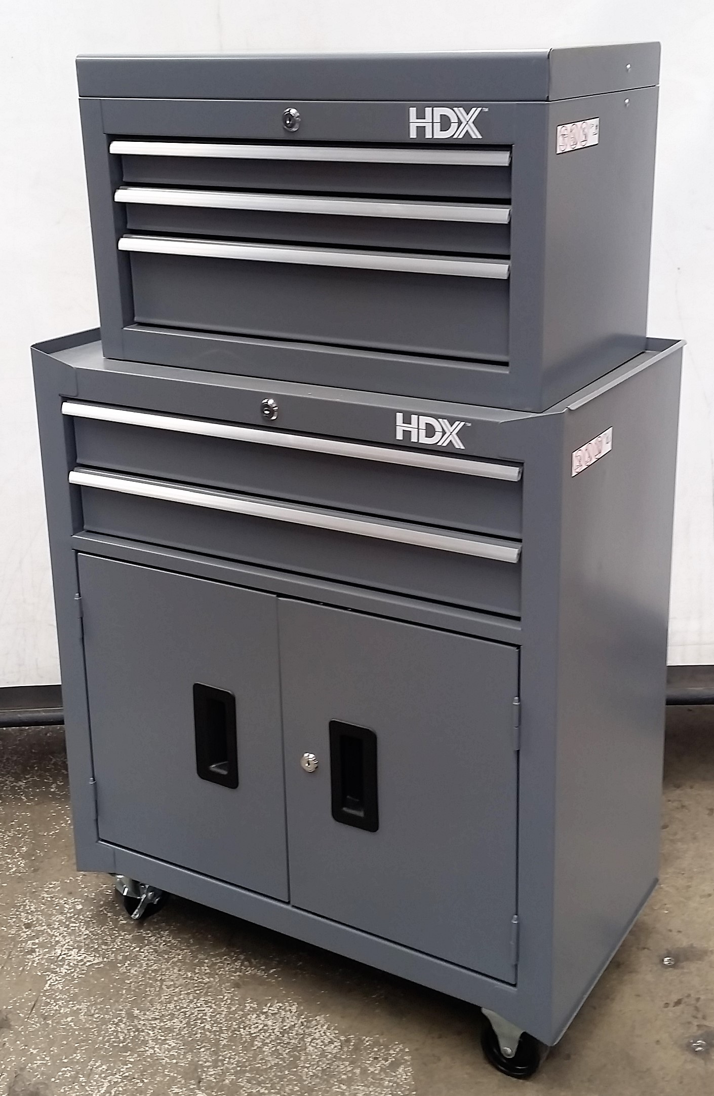Hdx 3 Drawer Chest And 2 Drawer Lot 884158 Allbids