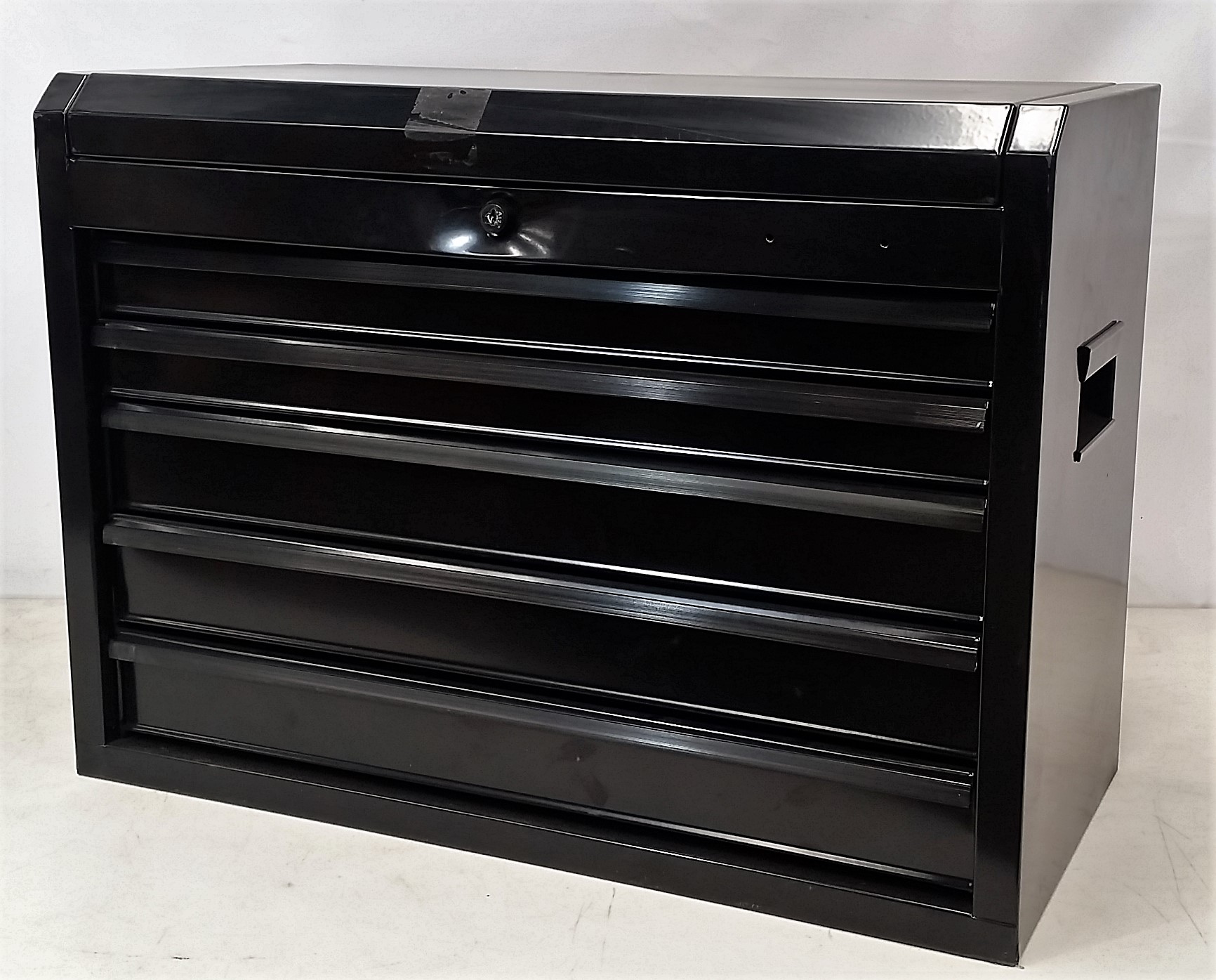 Husky 4-Drawer Chest Toolbox Demonstration - Lot 899173 | ALLBIDS