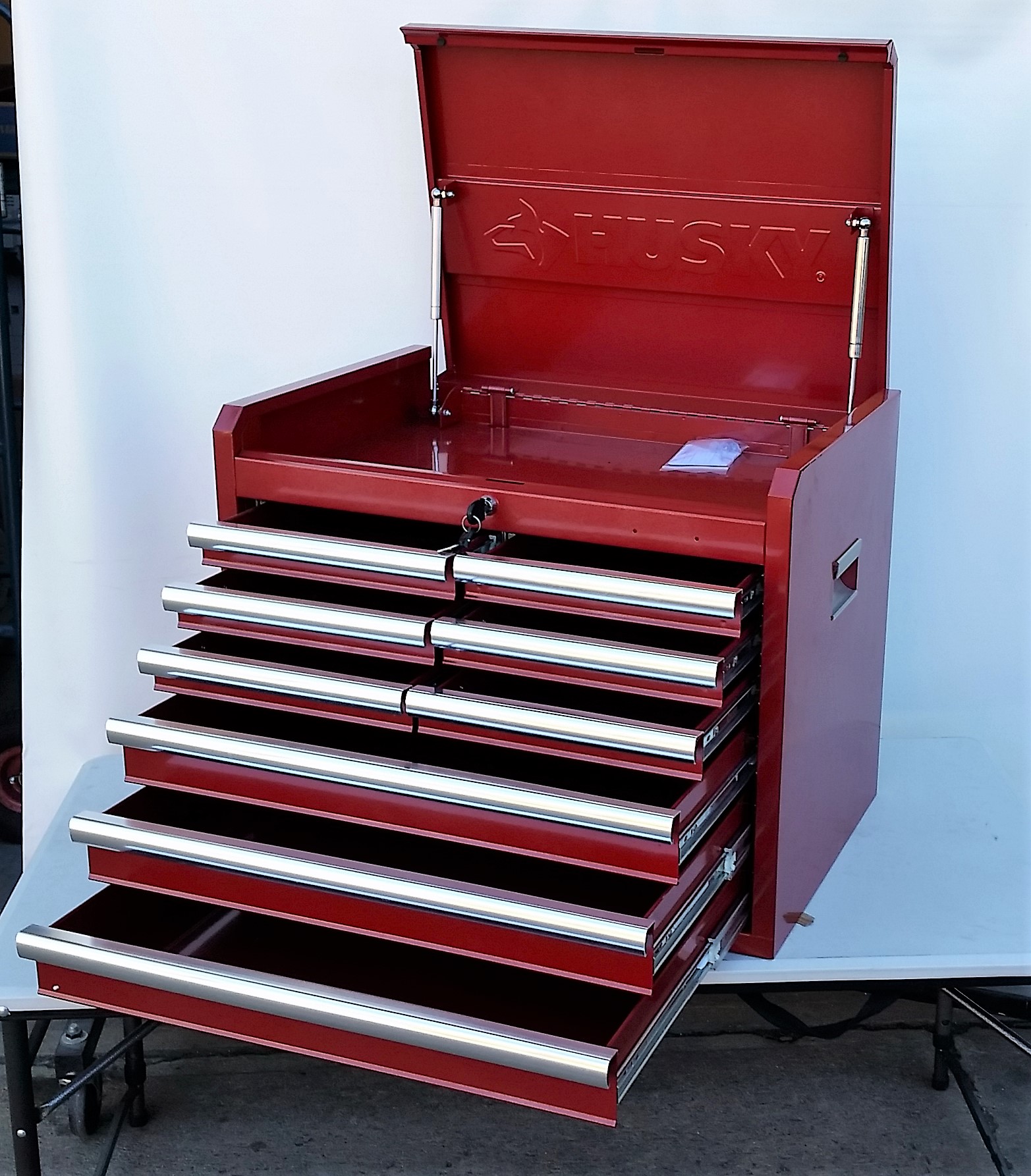 Husky 9 Drawer Tool Chest Demonstration Lot 886618 ALLBIDS
