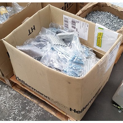 Large Quantity of Hardware Packets