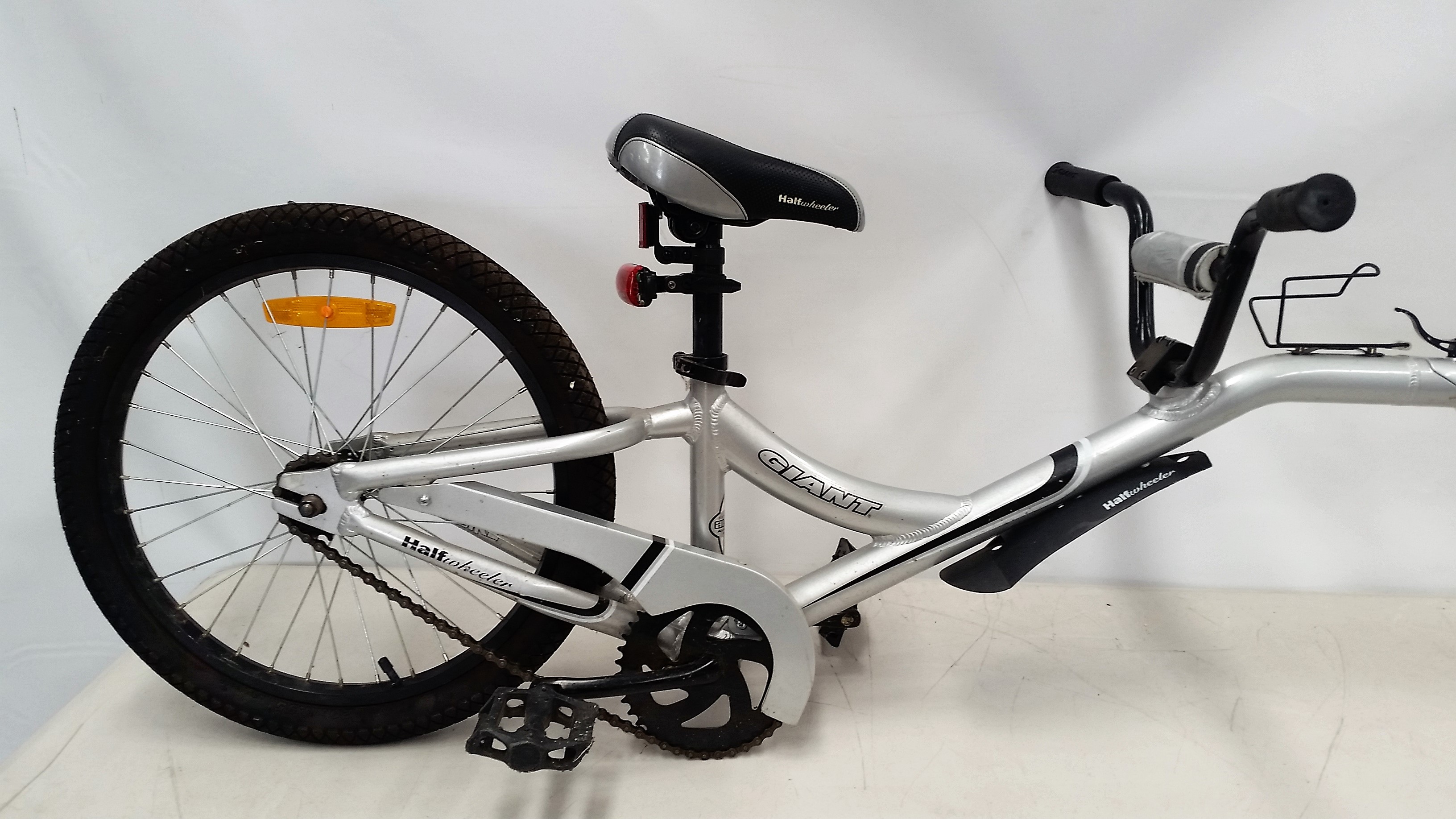 Giant Half Wheeler Lot 877655 ALLBIDS