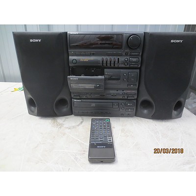 Sony Compact Disc Deck Receiver With Twin Speakers