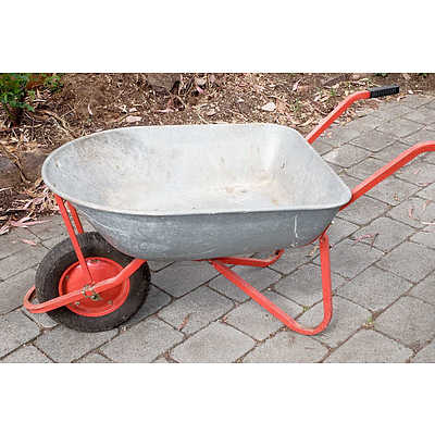 Daytek Wheelbarrow