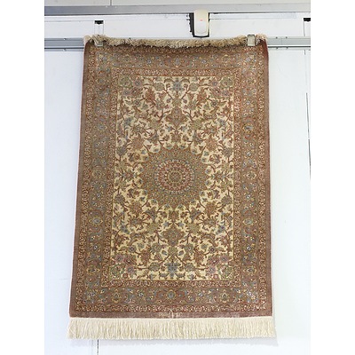 Fine Hand Knotted Iranian Quom Silk Rug
