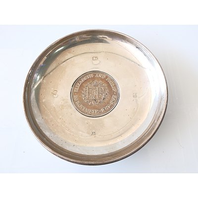 Roberts and Dore Sterling Silver Dish with Mounted Coin Celebrating 25th Wedding Anniversary of Queen Elizabeth II and Prince Philip