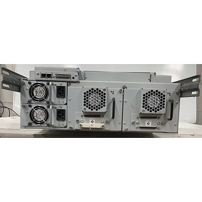 Quantum PX502 Tape Library
