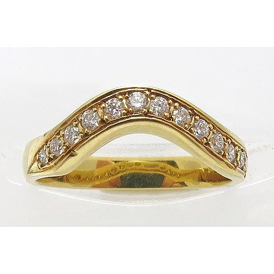 18ct Yellow Gold Curved Diamond Ring