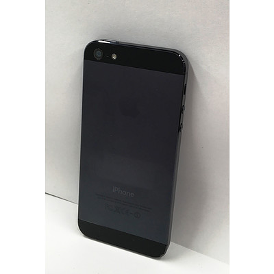 Apple iPhone 5 A1429 64Gb Touchscreen Phone