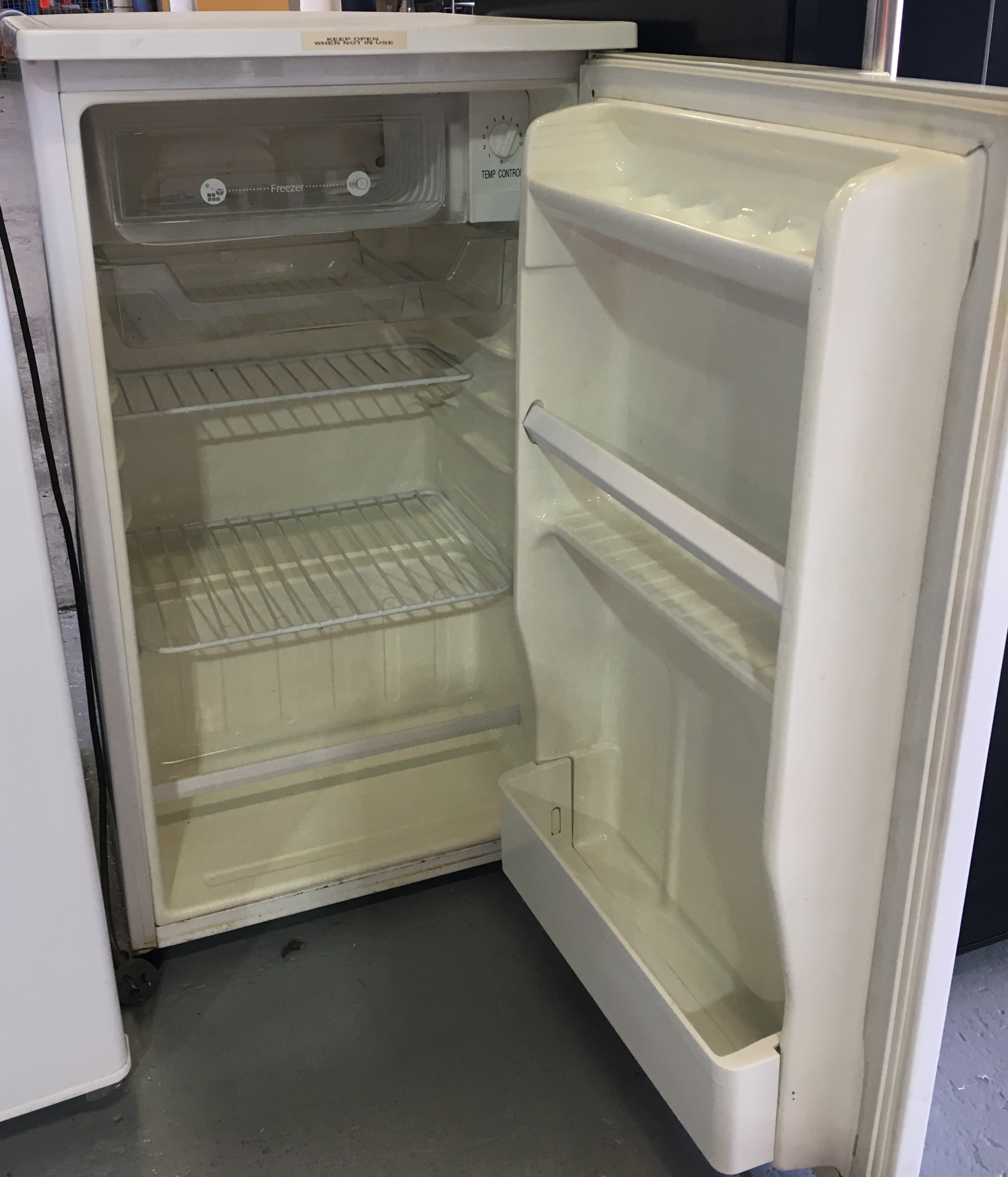 lg 130l bar fridge