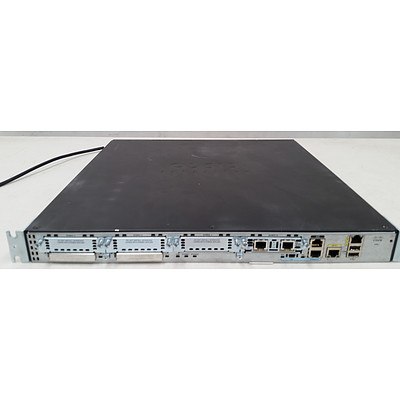 Cisco 2901/K9 V03 Integrated Switch