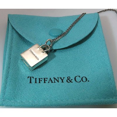 TIFFANY Sterling Silver Bag Pendant & Chain