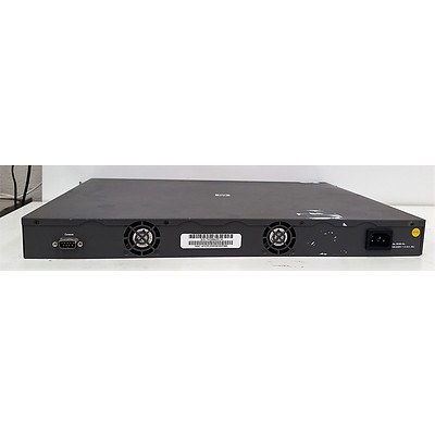 HP ProCurve Switch 2650 J4899A 48 Port Ethernet Network