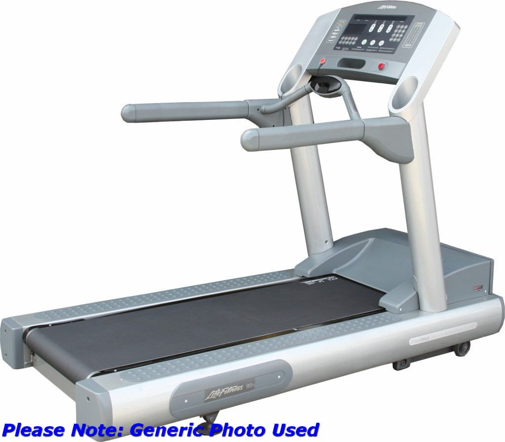 Life Fitness 95Ti Treadmill with - Lot 895678 | ALLBIDS