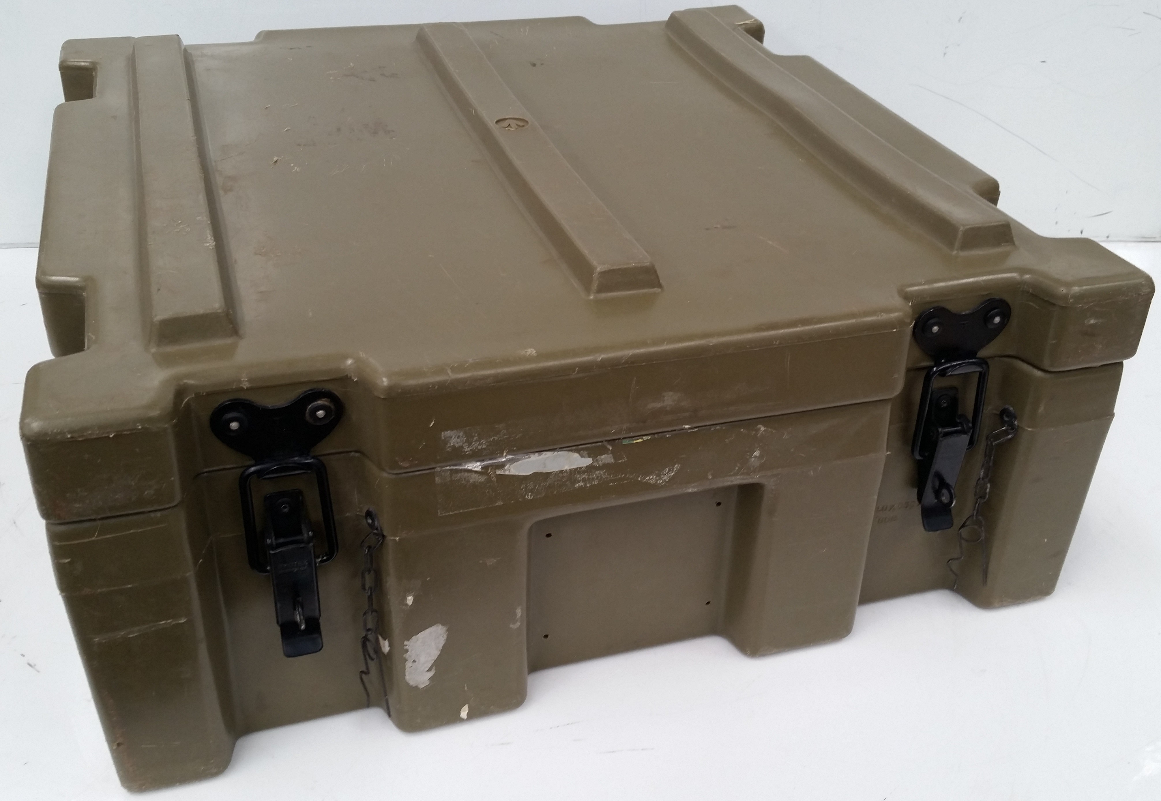 Australian Army Issue Crate - Lot 904277 