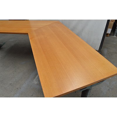 Schiavello Height Adjustable Chevron Desk