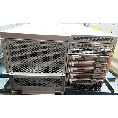 Fujitsu Sparc Enterprise M4000 Quad SPARC64 VII 2.66GHz 6 RU Server