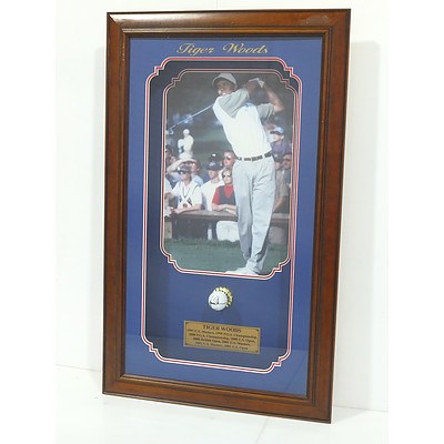 Tiger Woods Signed Golf Ball Presentation