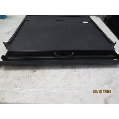 Icp Global 14.5 Inch Lcd Monitor In Protective Housing