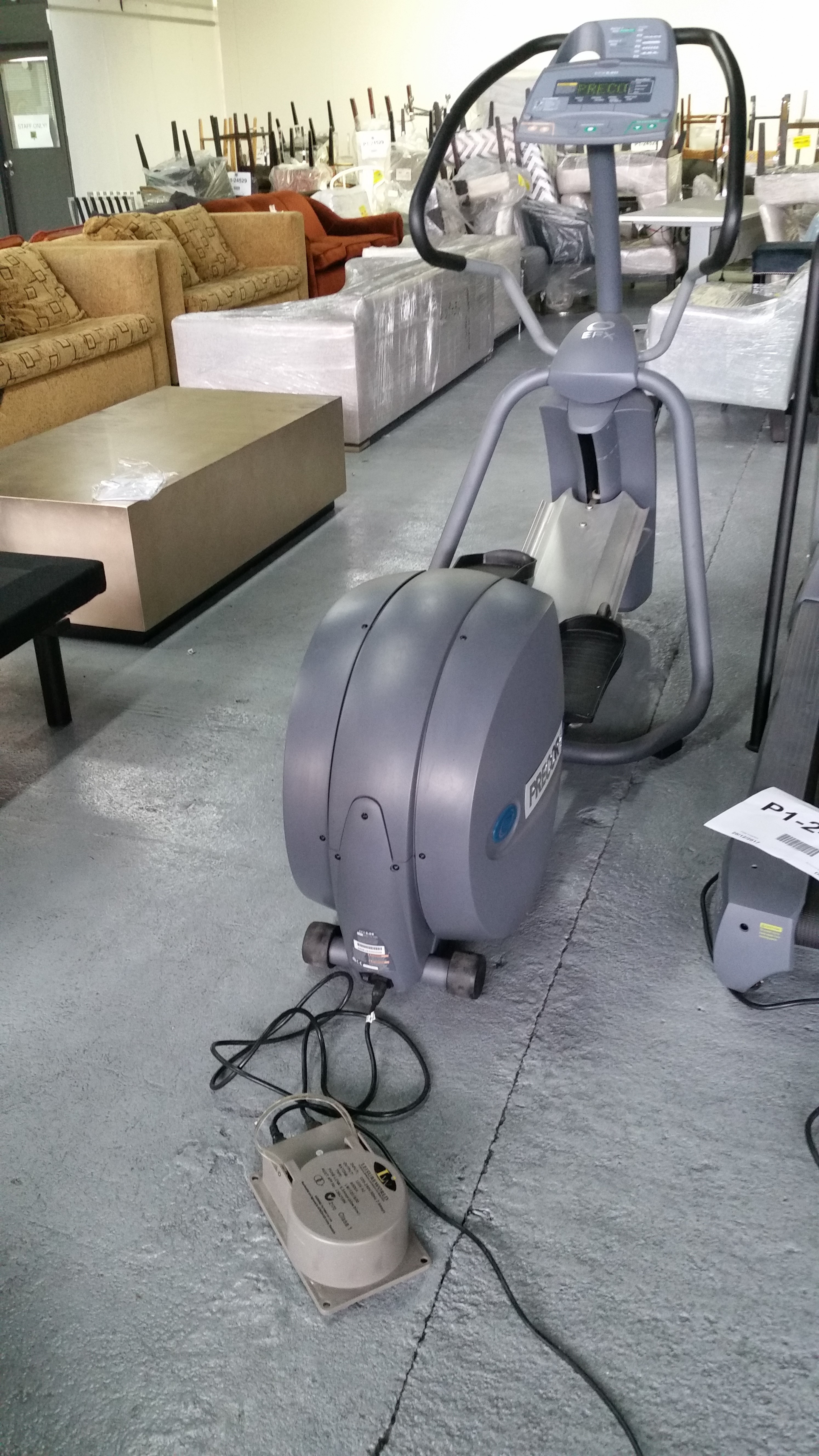 Precor EFX 5.21i Elliptical Trainer Lot 899866 ALLBIDS