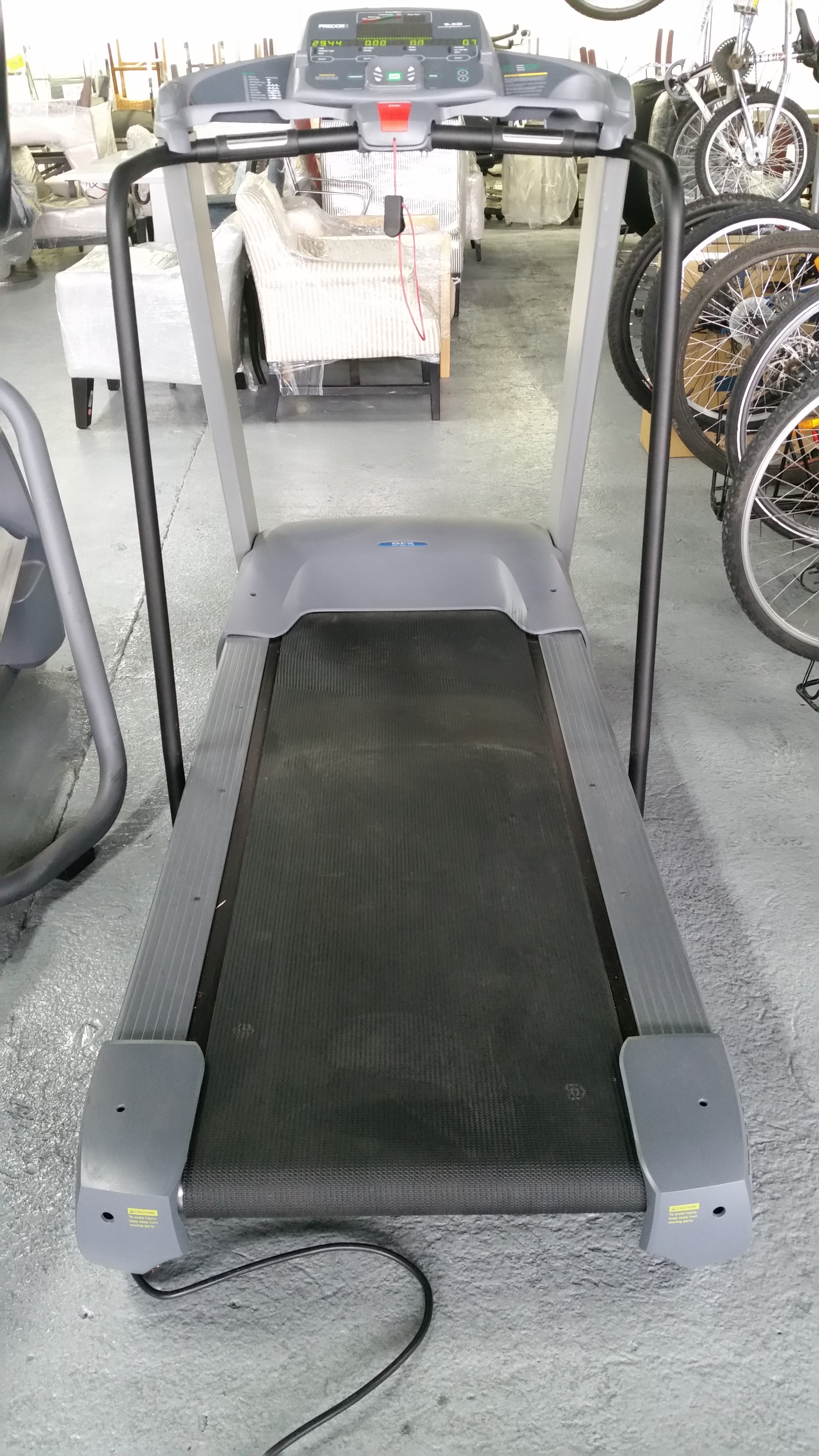 Precor 9.33i Treadmill Lot 899867 ALLBIDS