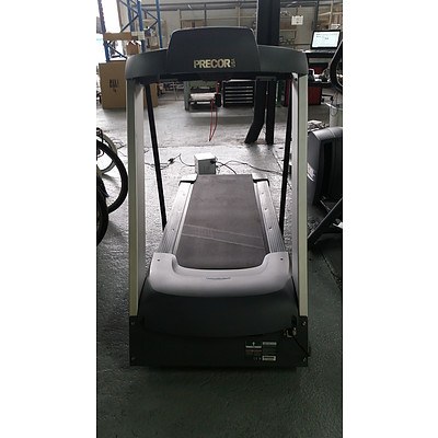 Precor 9.33i Treadmill