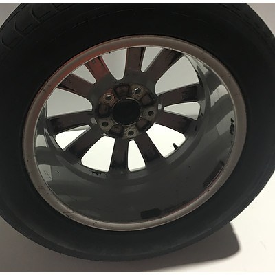 Set of 4 Genuine  VW 18 inch Alloy wheels from 2012 Touareg in excellent Condition with tyres