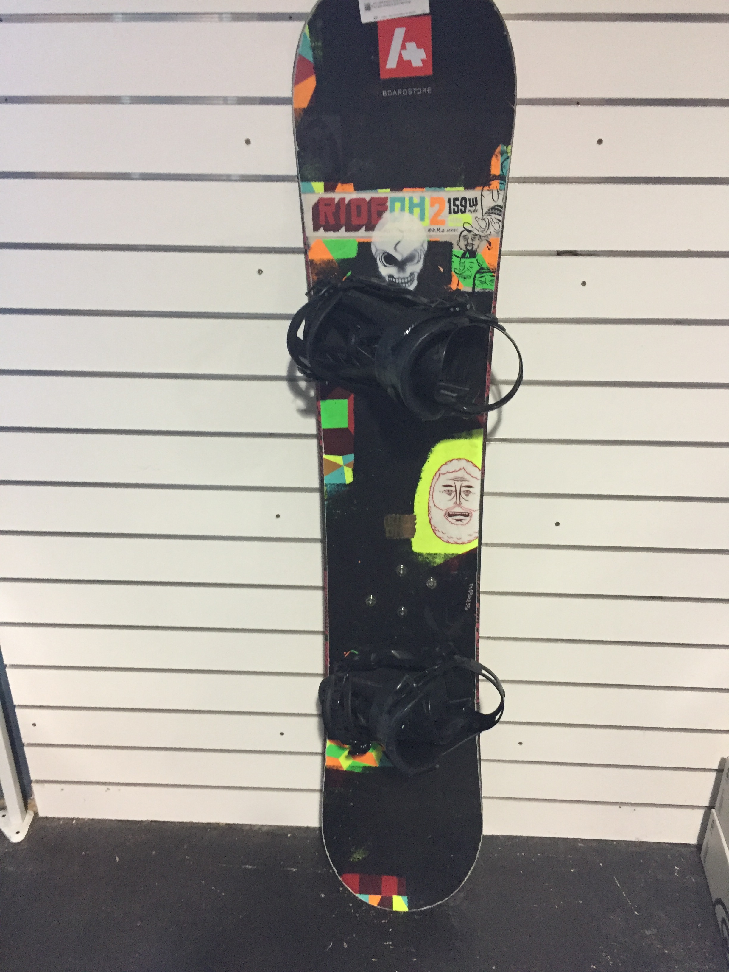 EXHIRE/DEMO RIDE DH2 159W Snowboard Lot 903279 ALLBIDS