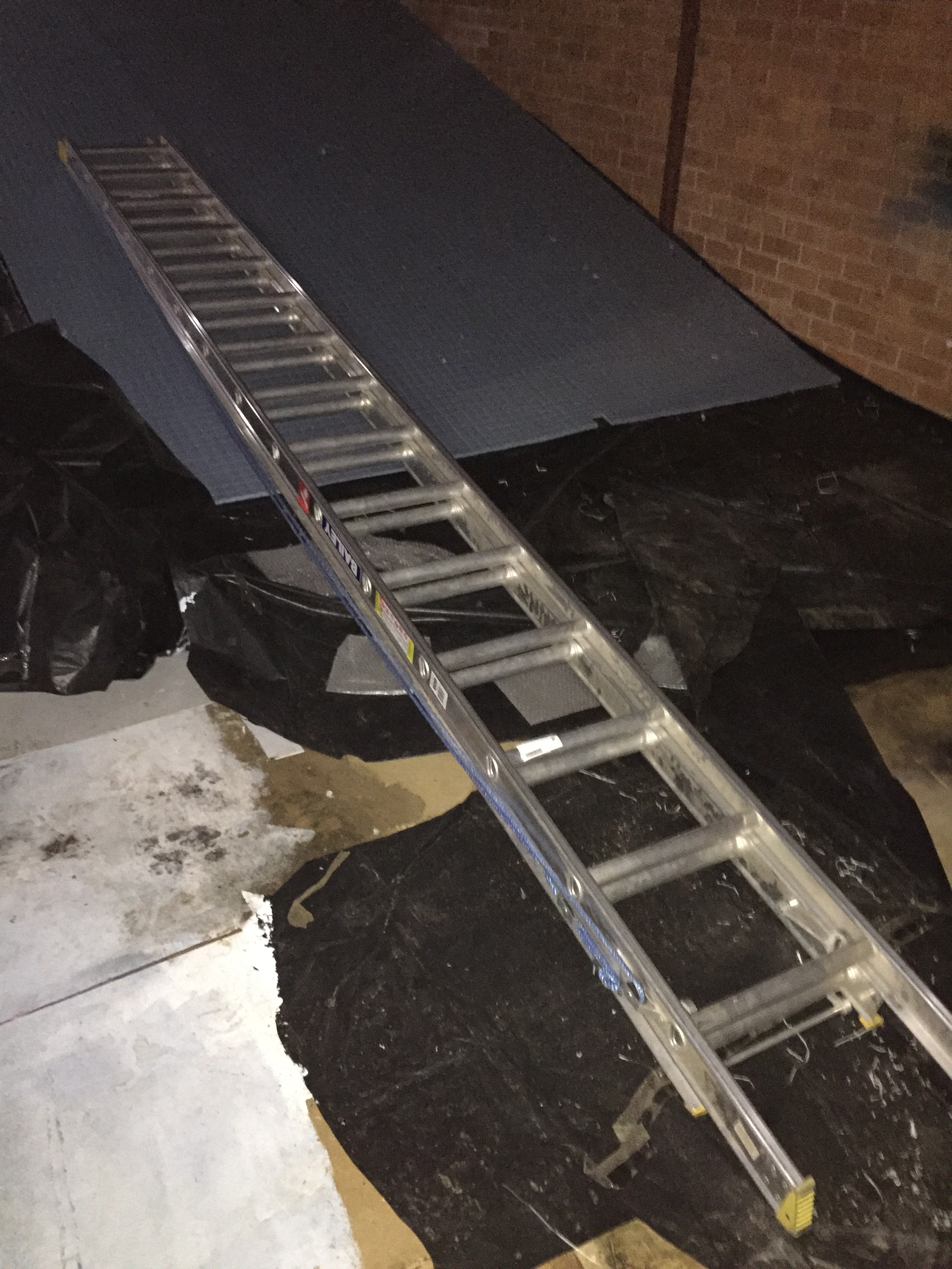 BAILEY 4m Extension Ladder Lot 904339 ALLBIDS