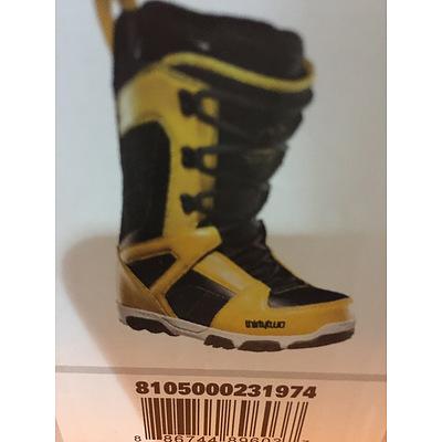 32 PRION Snowboard Boots -Brand New - Size 7.5 - RRP  $299.99