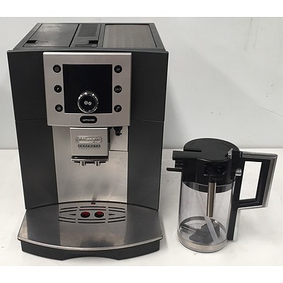 DeLonghi Perfecta Coffee Machine